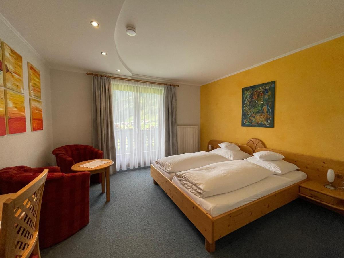 Hotel Garni Burger St. Jakob in Defereggen Exterior foto